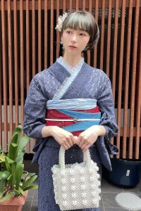 青色のレース着物で大人な着物レンタル